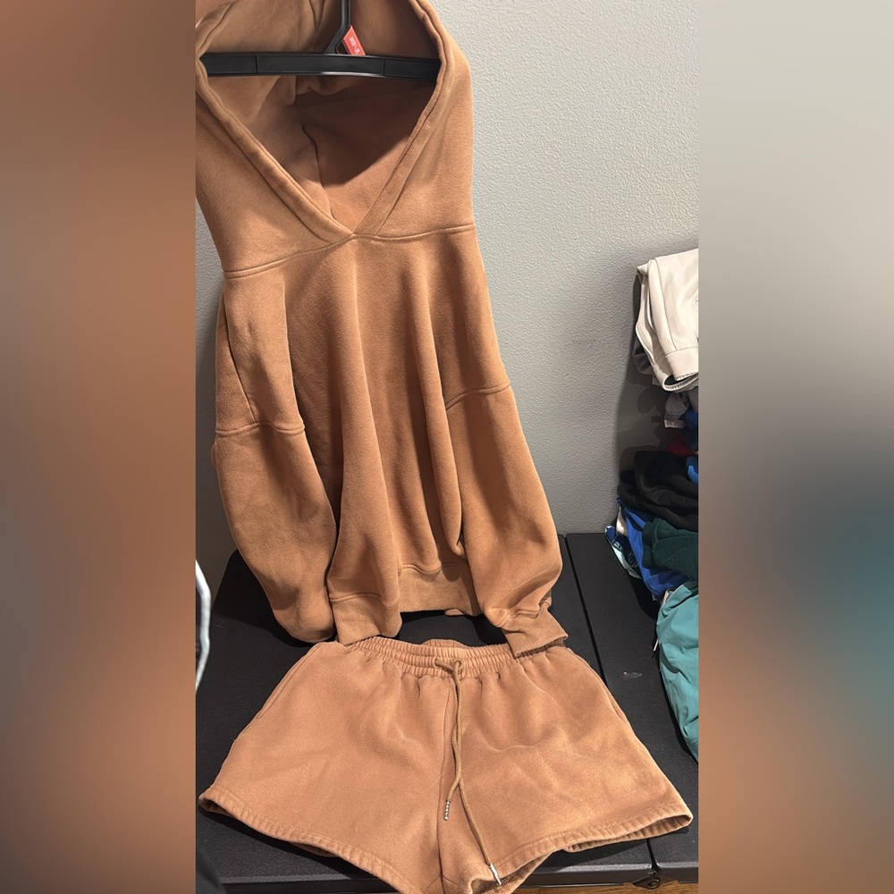 Cozy Tan Lounge Set